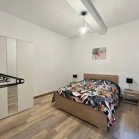 Confort, Proche Du Centre Et Des Plages ! 아파트